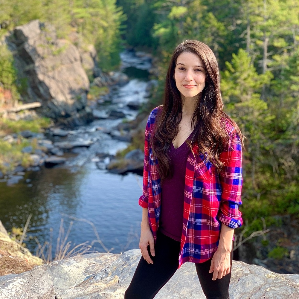 Meet your Posher, Hillary